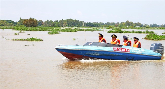 Hải quan An Giang: Quyết liệt đấu tranh, phòng chống, ngăn chặn vận chuyển ma tuý qua biên giới (04/12/2023)